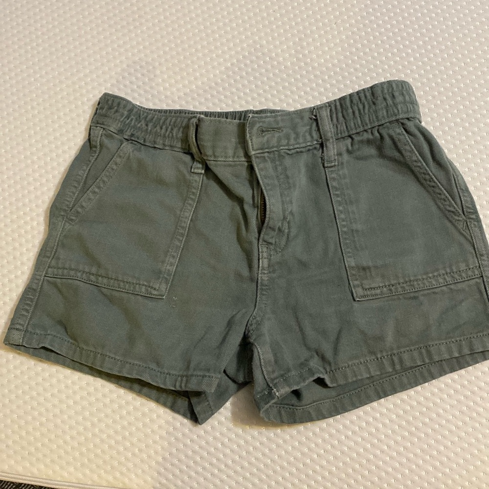 Girls size 10/12 shorts